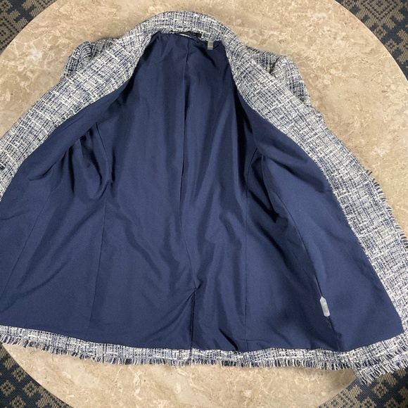Elie Tahari Blue and White Tweed Blazer Size 2 - Picture 12 of 14